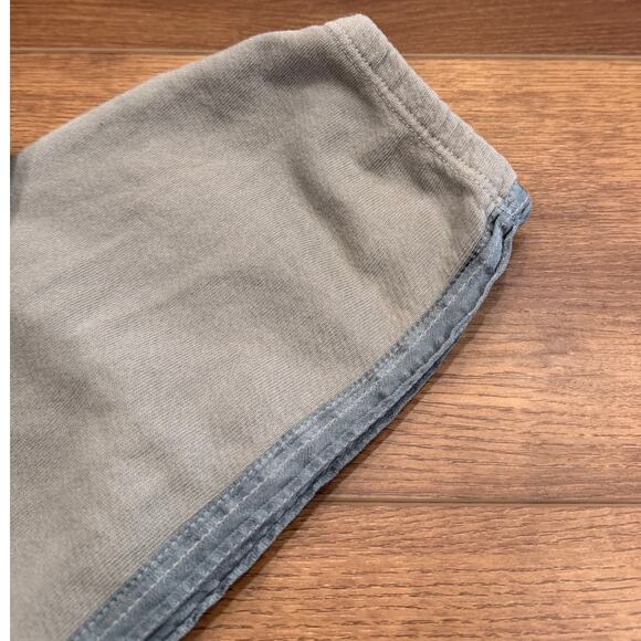 Monrow Supersoft Vintage Lounge Set w/ Silky Stripes in Sage Green size Medium - Picture 11 of 15